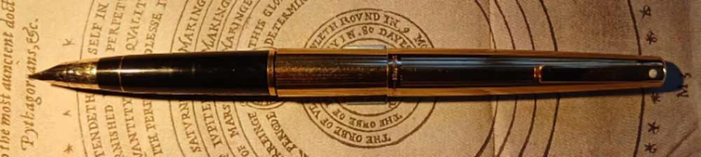 Sheaffer Model 928 Lady Fountain Pen (1970s) - pen