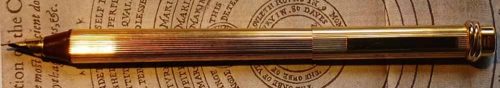 Cartier les Must de Stylos Oval Vintage Fountain Pen (1985) - pen