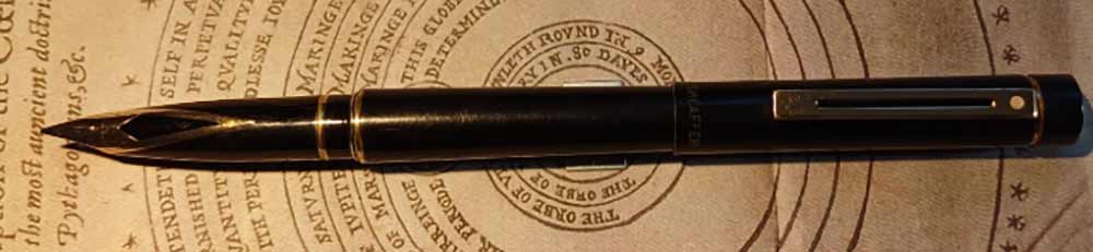 Sheaffer Vintage Retro Fountain Pen (1980s) - pen