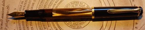Pelikan M200 Fountain Pen (2018) - pen