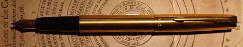 Parker Frontier Fountain Pen Custom (2002-2023) - pen