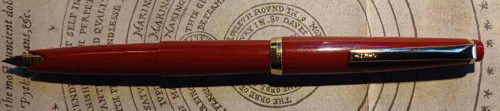 Pilot Vintage Red Fountain Pen (pre-2000) - pen
